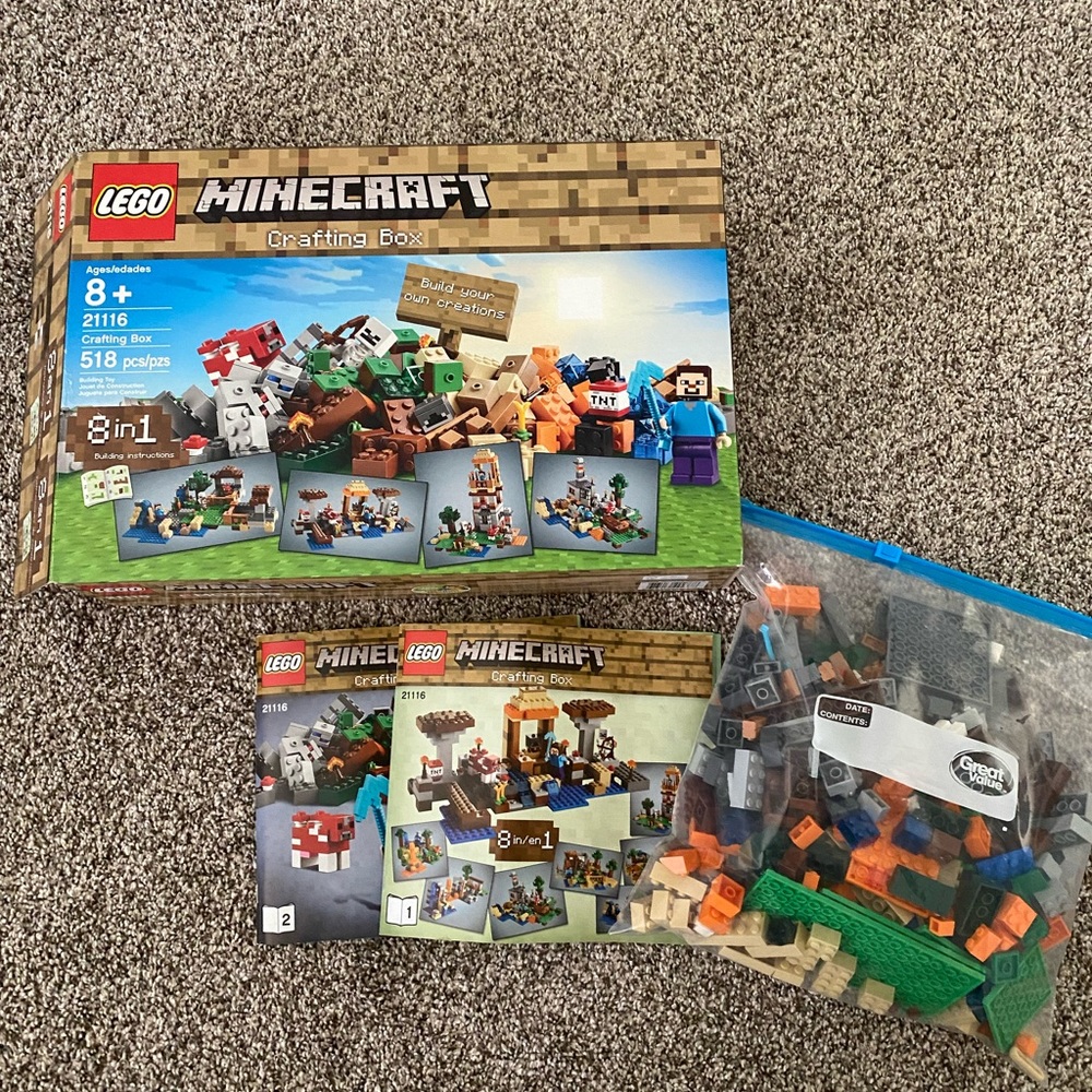 Lego Minecraft Crafting box 21116